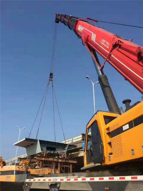 赛罕区浅谈起重机吊钩的作业速度