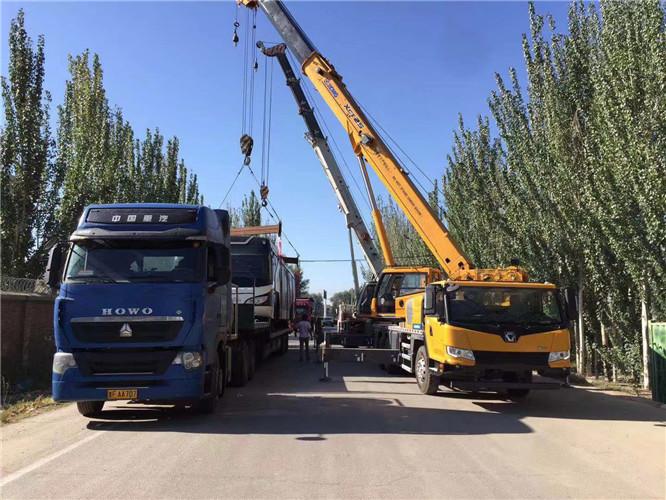 赛罕区“省油又稳当”—— 吊车的 “智能节能” 技术